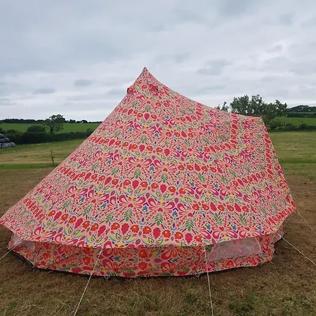 Holiday home Captivating 1-Bed Tipi Located In Ballyduff Ballyduff (Castleisland)